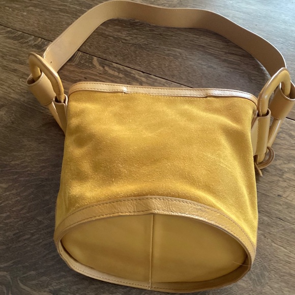 Fossil Gold Suede Bucket Bag - Great for Fall! - Picture 5 of 6